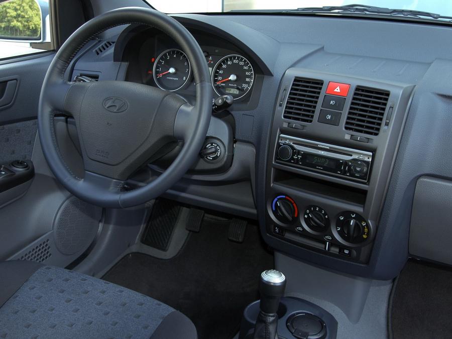  Hyundai Getz 3-Door 2002 года  (фото 4 из 4)